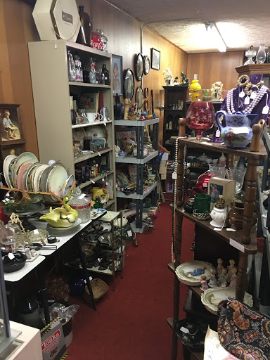 Uniontown Antiques and Collectibles image 10