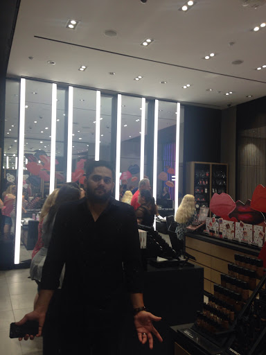 Cosmetics Store «MAC Cosmetics», reviews and photos, 1530 Buena Vista Dr #1b, Lake Buena Vista, FL 32830, USA