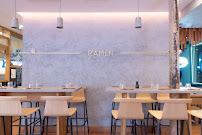 Atmosphère du Restaurant de nouilles (ramen) Yatai Ramen Saint honoré à Paris - n°14