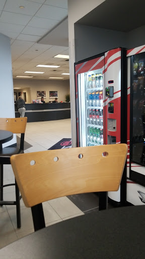 Kia Dealer «Kia of Puyallup», reviews and photos, 111 Valley Ave NE, Puyallup, WA 98372, USA