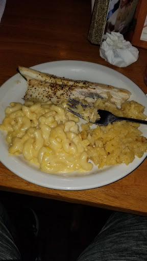 American Restaurant «Cracker Barrel Old Country Store», reviews and photos, 238 Enterprise Dr, Rocky Mount, NC 27804, USA