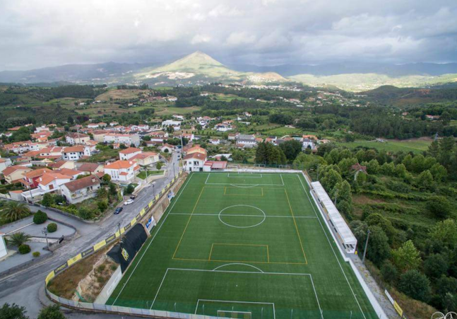 Campo da Rasa - Estádio do Sport Clube Fermilense - Campo de futebol