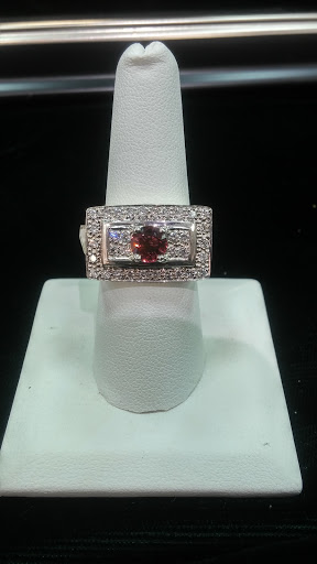 Jeweler «Yarnal Jewelers», reviews and photos, 4029 E Castro Valley Blvd, Castro Valley, CA 94552, USA