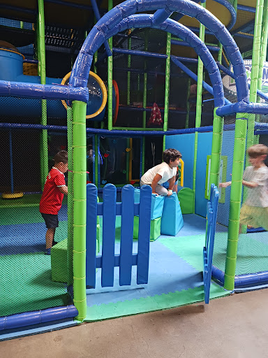 Shopping Mall «Country Club Plaza», reviews and photos, 2310 Watt Ave, Sacramento, CA 95825, USA