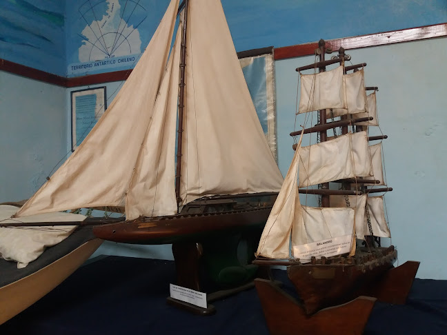 Comentarios y opiniones de Museo Naval "El Chinchorro"