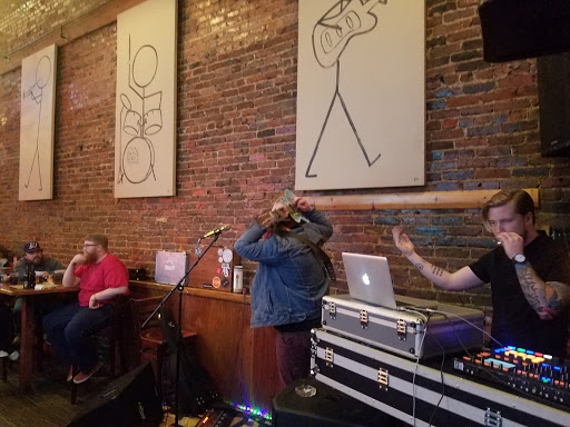 Bar & Grill «On The Rocks», reviews and photos, 110 N Court St, Florence, AL 35630, USA