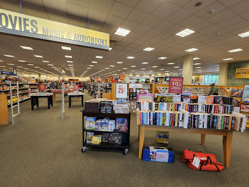 Book Store «Barnes & Noble», reviews and photos, 410 Peachtree Pkwy #252, Cumming, GA 30041, USA