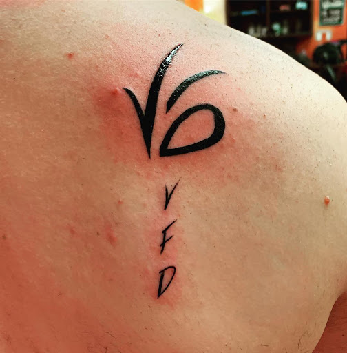 Tattoo Shop «The Honorable Society tatoo parlor and lounge», reviews and photos, 8424 Santa Monica Blvd # B, West Hollywood, CA 90069, USA