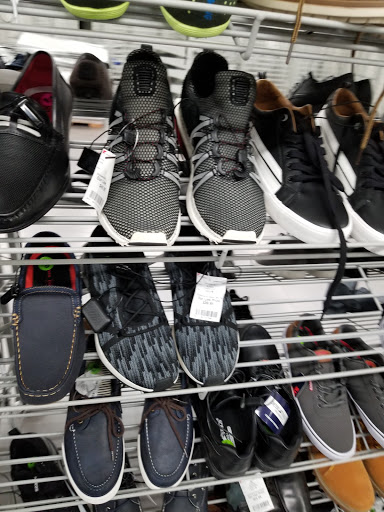 Clothing Store «Burlington Coat Factory», reviews and photos, 14800 Baltimore Ave, Laurel, MD 20707, USA