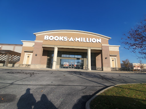 Books-A-Million, 3230 Westgate Mall, Fairview Park, OH 44126, USA, 