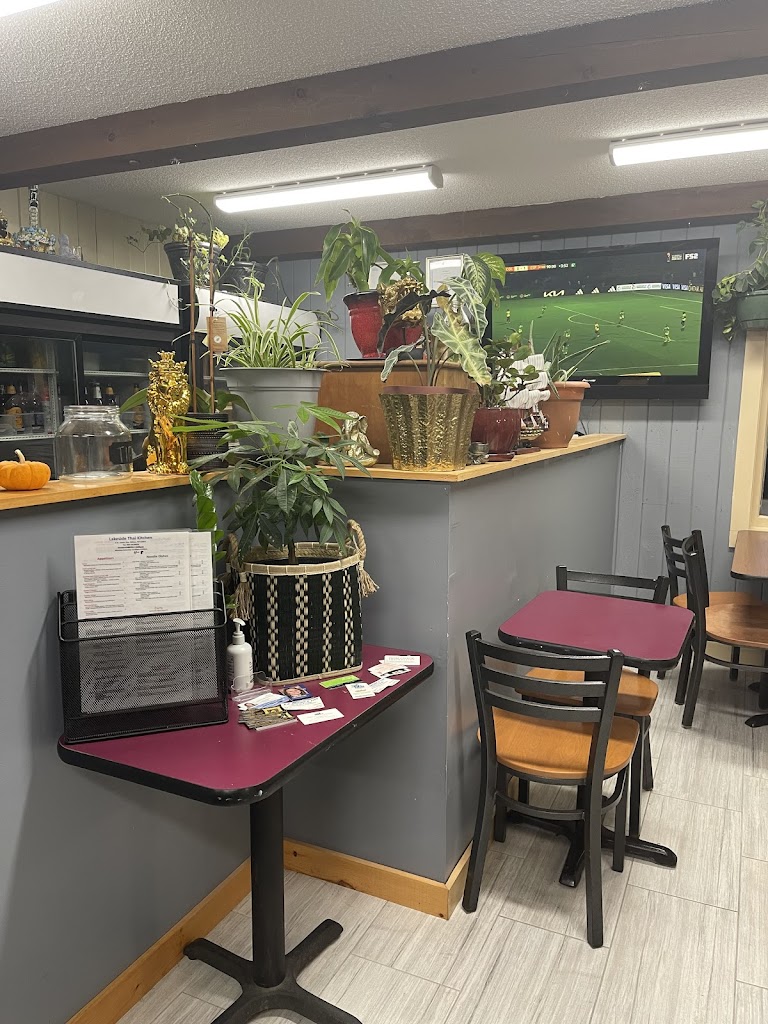 Lakeside Thai Kitchen 03851