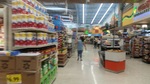 Supermarket «Vallarta Supermarkets», reviews and photos, 13820 Foothill Blvd, Sylmar, CA 91342, USA