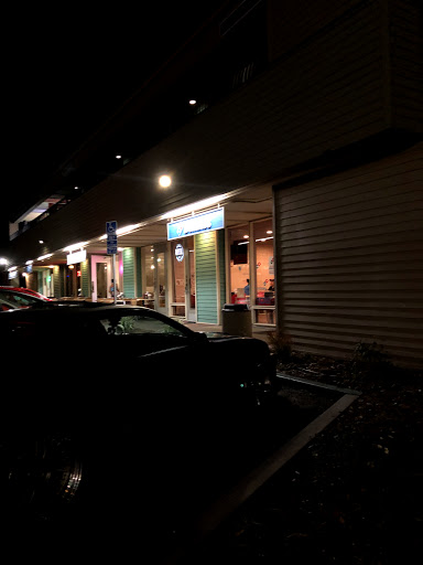 Shopping Mall «Villa Norte Shopping Center», reviews and photos, 3251 Holiday Ct, La Jolla, CA 92037, USA