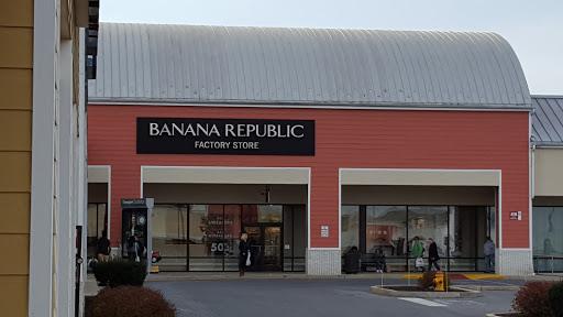 Clothing Store «Banana Republic», reviews and photos, 1100 Stanley K Tanger Dr, Lancaster, PA 17602, USA