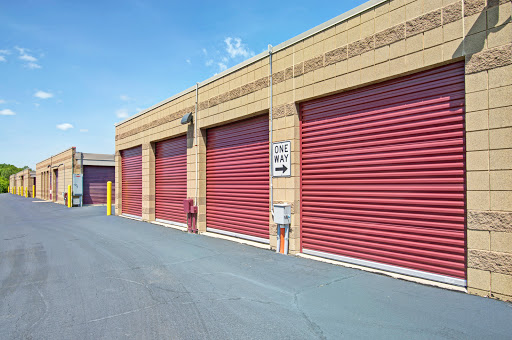 Self-Storage Facility «Metro Self Storage», reviews and photos, 6200 W Old Shakopee Rd, Bloomington, MN 55438, USA