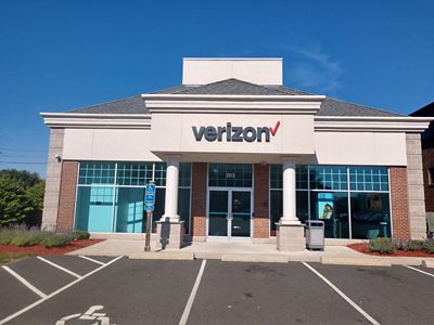 Cell Phone Store «Verizon», reviews and photos, 2912 Main St, Glastonbury, CT 06033, USA