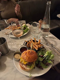 Hamburger du Restaurant Rivié à Paris - n°10