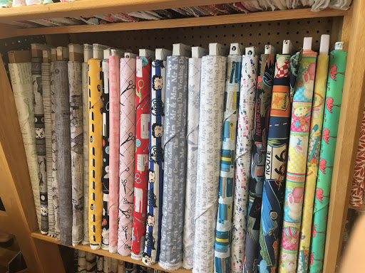 Quilt Shop «Thimbles», reviews and photos, 940 S State St, Lockport, IL 60441, USA