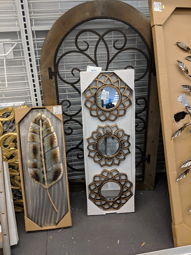 Clothing Store «Ross Dress for Less», reviews and photos, 1030 N Rengstorff Ave, Mountain View, CA 94043, USA