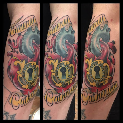 Tattoo Shop «Black Pearl Tattoo», reviews and photos, 2200 Roosevelt Rd, Kenosha, WI 53143, USA