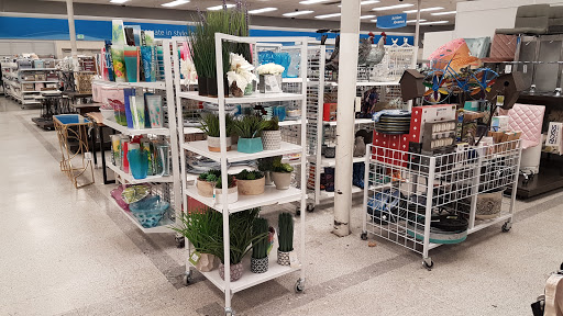 Clothing Store «Ross Dress for Less», reviews and photos, 5635 Woodruff Ave, Lakewood, CA 90713, USA