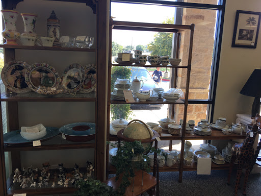Thrift Store «Ladies of Charity Lake Travis Thrift Shop», reviews and photos, 1508 Ranch Rd 620 S, Lakeway, TX 78734, USA