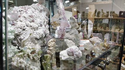 Fareed KG Nayab Mineralien