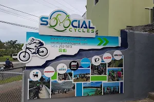 Social Cycles Bermuda image