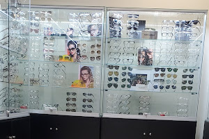 Modern Eye Doctor luxury eyeglasses +sunglasses+ eye exam