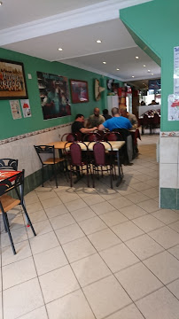 Atmosphère du Restaurant portugais Le Tunnel à Neuilly-Plaisance - n°2