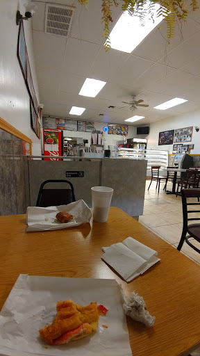 Donut Shop «Donuts Plus», reviews and photos, 1790 Erringer Rd, Simi Valley, CA 93065, USA