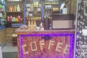 Coffee shop Elguesse image
