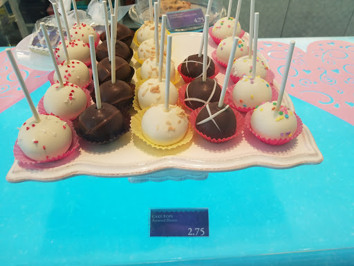 Shopping Mall «The Bluffs Shopping Center», reviews and photos, 1302 - 1380 Bison Ave, Newport Beach, CA 92660, USA