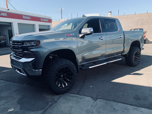 Auto Repair Shop «Stamps Auto», reviews and photos, 711 S Lindsay Rd, Gilbert, AZ 85296, USA