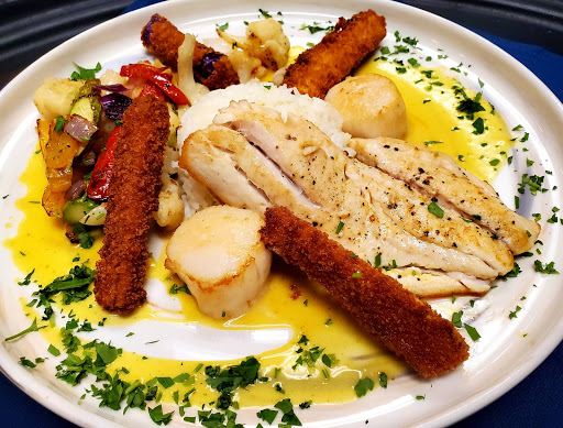 Golf Course «The Clubs of Kingwood - Deerwood Clubhouse», reviews and photos, 1717 Forest Garden Dr, Kingwood, TX 77345, USA