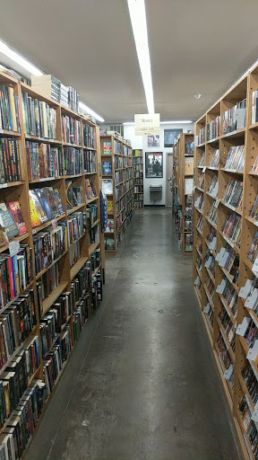 Book Store «Half Price Books», reviews and photos, 5017 Excelsior Blvd, St Louis Park, MN 55416, USA