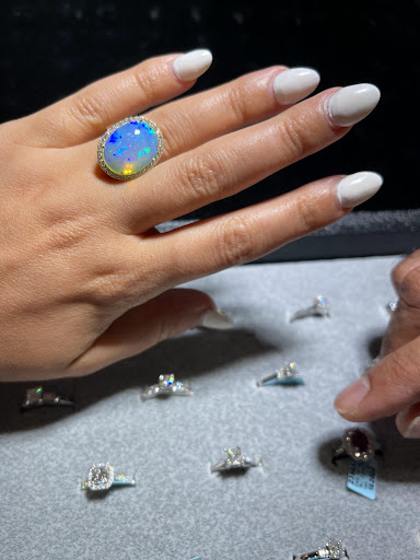 Wholesale Jeweler «Medallion Jewelers», reviews and photos, 308 SW Alder St, Portland, OR 97204, USA