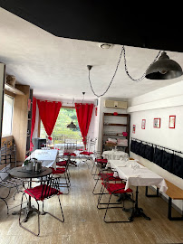 Atmosphère du Restaurant familial L'Antidote...Bar...restaurant à Ollioules - n°20