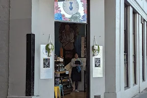 Cento Mani Café image