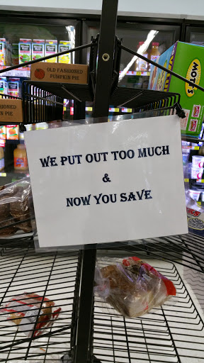 Discount Store «Walmart», reviews and photos, 1360 Town Centre Dr, Eagan, MN 55123, USA