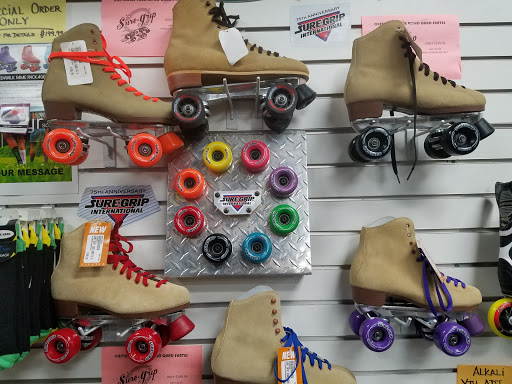 Sporting Goods Store «Play It Again Sports», reviews and photos, 4868 W 190th St, Torrance, CA 90503, USA