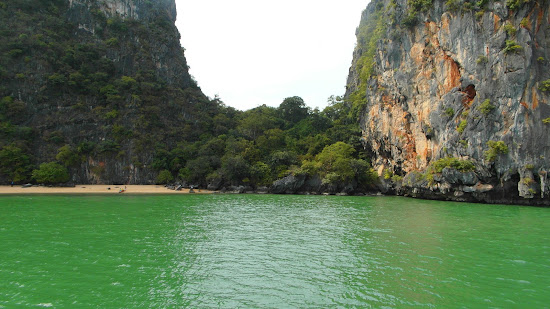 Ko Chao Le Tai Beach