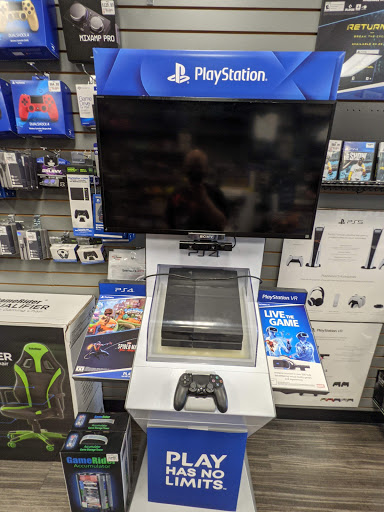 Video Game Store «GameStop», reviews and photos, 545 Cool Springs Blvd #185, Franklin, TN 37067, USA