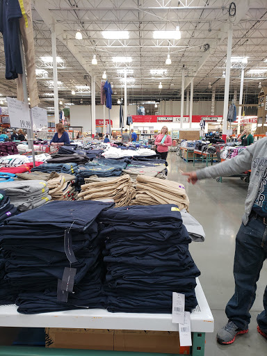 Warehouse store «Costco Wholesale», reviews and photos, 7205 Mills Civic Pkwy, West Des Moines, IA 50266, USA