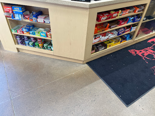 Wine Store «Red Wagon Wine Shoppe», reviews and photos, 1613 Livernois Rd, Troy, MI 48083, USA