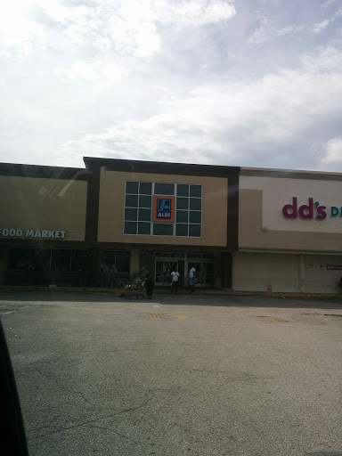 Supermarket «ALDI», reviews and photos, 5524 W Colonial Dr b, Orlando, FL 32808, USA