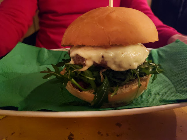 Opinii despre James Joyce Irish Pub în Battipaglia - Pub