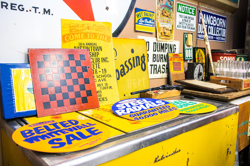 Thrift Store «Pocket Change Thrift, Antiques, and re-purpose store», reviews and photos, 1300 E State St, Alliance, OH 44601, USA