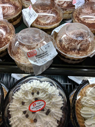 Grocery Store «Market Basket», reviews and photos, 170 Everett Ave, Chelsea, MA 02150, USA