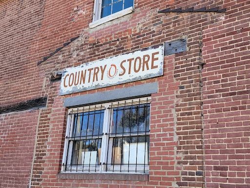 Delaplane Store & Antique Center